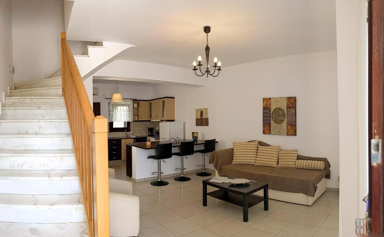 Maestralia Apartman Szkírosz Kültér fotó