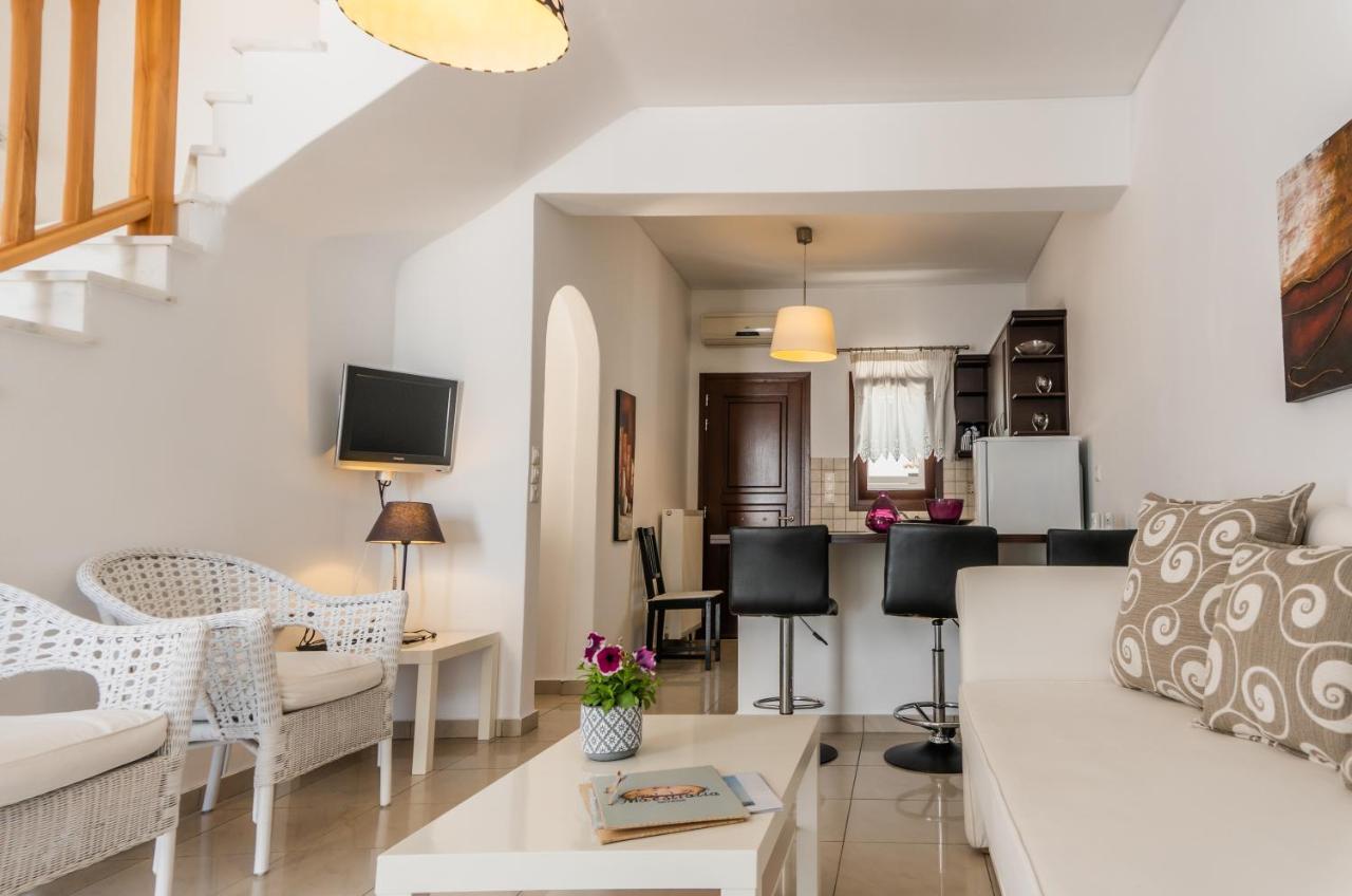 Maestralia Apartman Szkírosz Kültér fotó